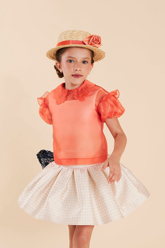 Top in organza con colletto ricamato e top