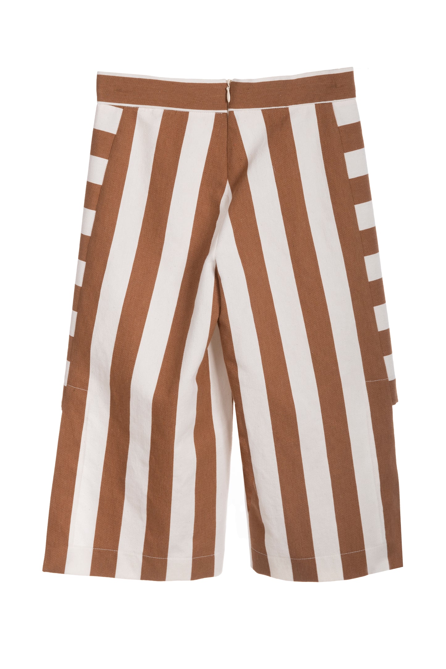 Side-slit striped trousers
